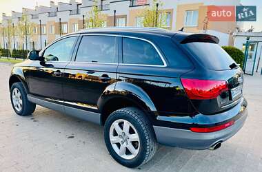 Внедорожник / Кроссовер Audi Q7 2013 в 