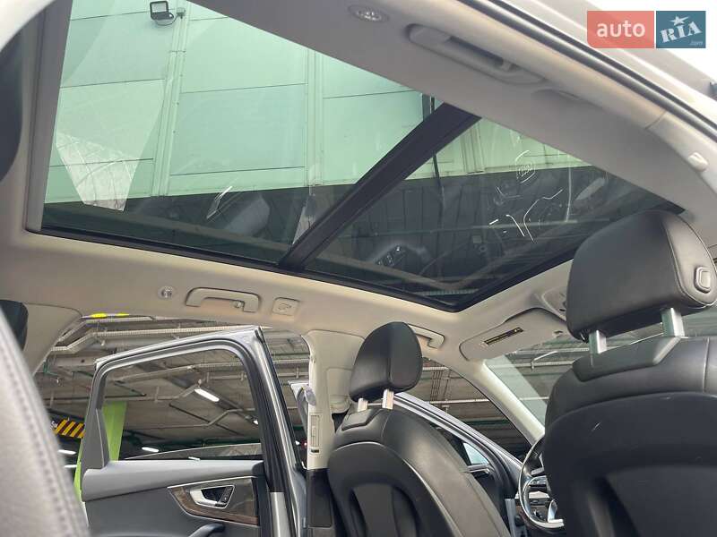 Позашляховик / Кросовер Audi Q7 2016 в Києві