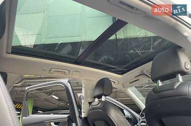 Внедорожник / Кроссовер Audi Q7 2016 в 
