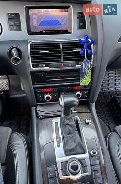 Внедорожник / Кроссовер Audi Q7 2013 в 