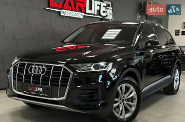 Внедорожник / Кроссовер Audi Q7 2020 в 