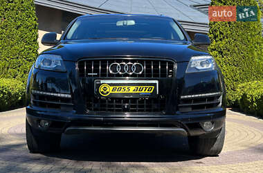 Внедорожник / Кроссовер Audi Q7 2013 в 