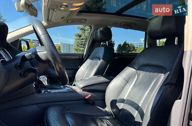 Внедорожник / Кроссовер Audi Q7 2013 в 