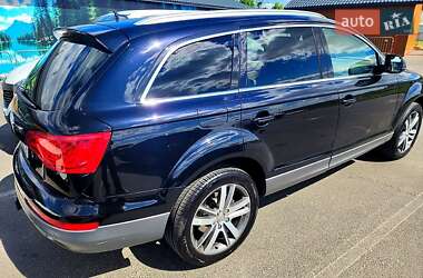 Внедорожник / Кроссовер Audi Q7 2011 в 