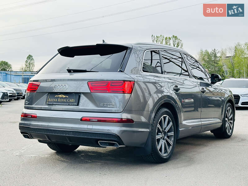 Внедорожник / Кроссовер Audi Q7 2016 в Харькове