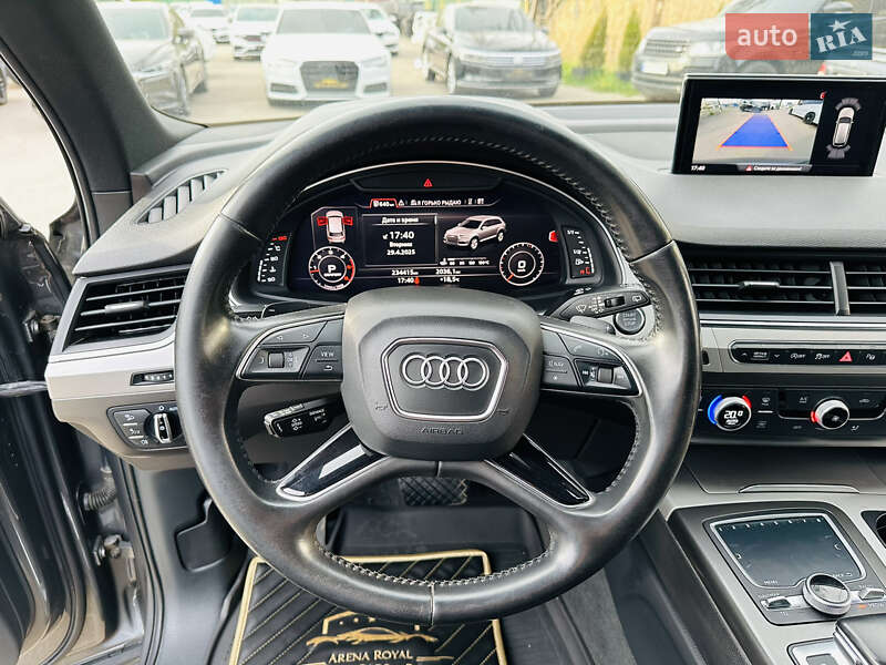 Внедорожник / Кроссовер Audi Q7 2016 в Харькове
