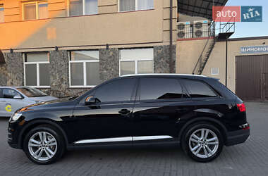 Позашляховик / Кросовер Audi Q7 2015 в 