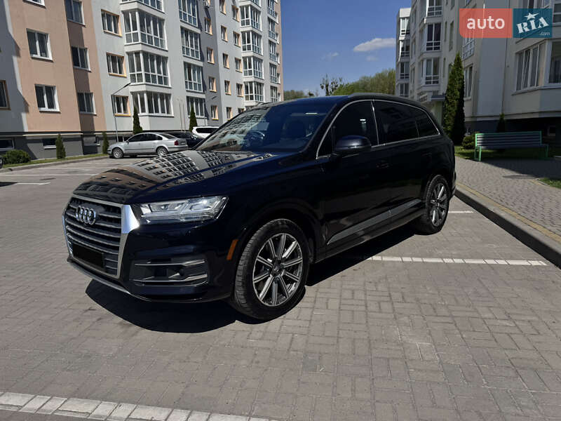 Позашляховик / Кросовер Audi Q7 2016 в Львові
