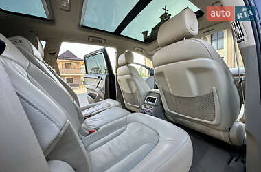 Внедорожник / Кроссовер Audi Q7 2015 в 