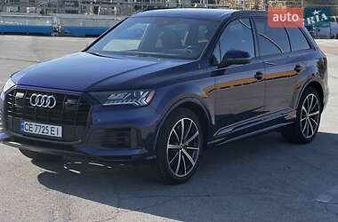 Внедорожник / Кроссовер Audi Q7 2020 в 