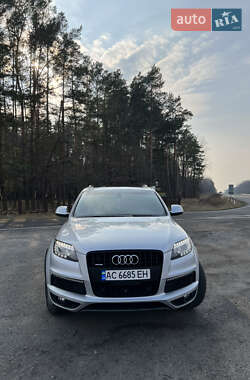Внедорожник / Кроссовер Audi Q7 2012 в 