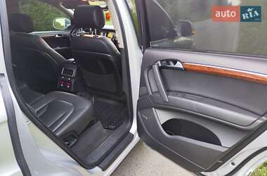 Внедорожник / Кроссовер Audi Q7 2010 в 