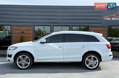 Внедорожник / Кроссовер Audi Q7 2015 в 