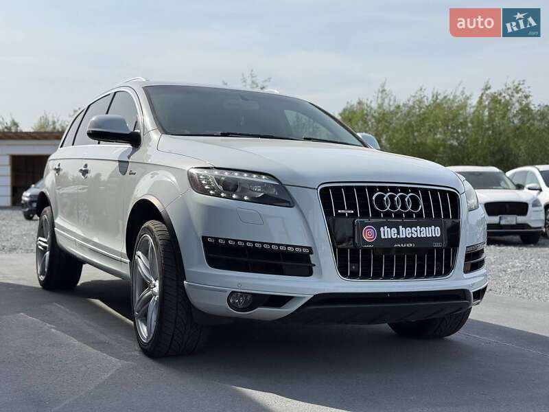 Внедорожник / Кроссовер Audi Q7 2015 в Ровно