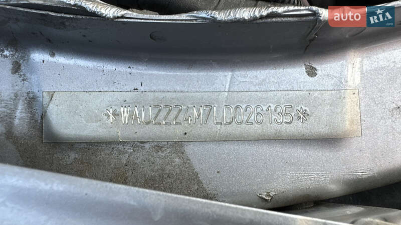 Позашляховик / Кросовер Audi Q7 2020 в Сваляві