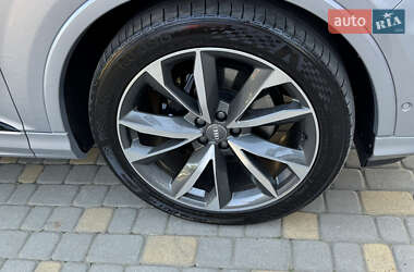Внедорожник / Кроссовер Audi Q7 2020 в 