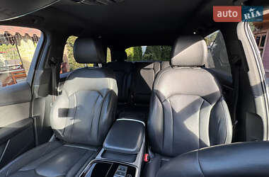Внедорожник / Кроссовер Audi Q7 2020 в 