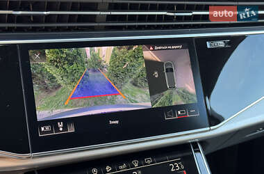 Внедорожник / Кроссовер Audi Q7 2020 в 