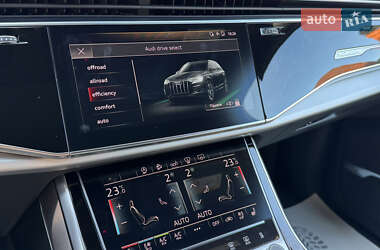 Внедорожник / Кроссовер Audi Q7 2020 в 