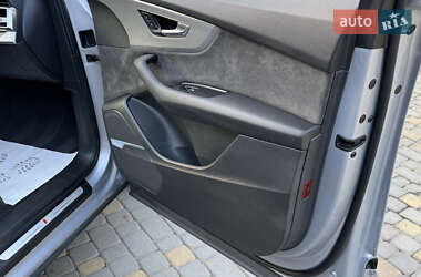 Внедорожник / Кроссовер Audi Q7 2020 в 