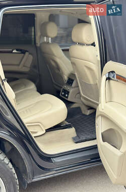 Внедорожник / Кроссовер Audi Q7 2015 в 