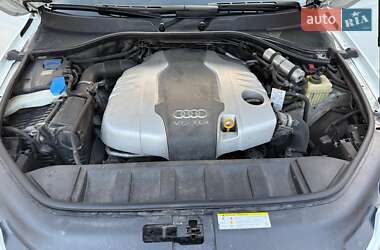 Внедорожник / Кроссовер Audi Q7 2013 в 