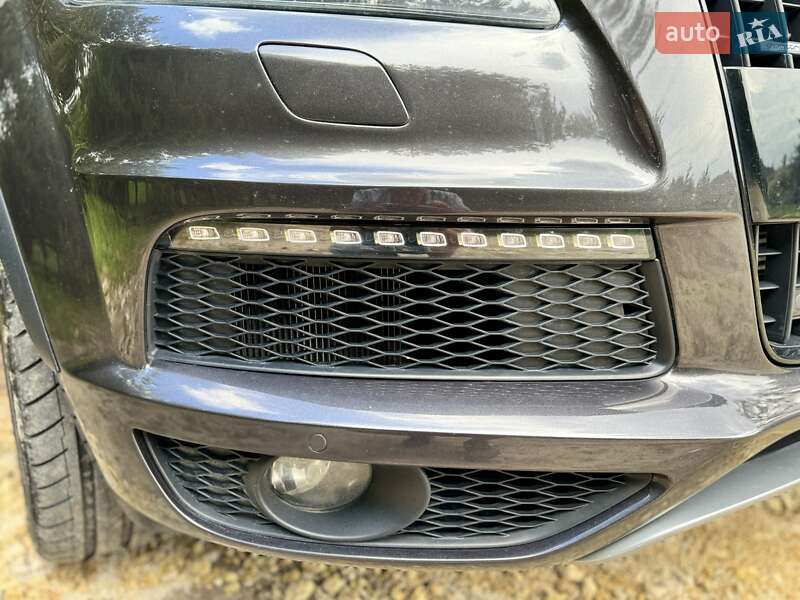 Позашляховик / Кросовер Audi Q7 2012 в Львові