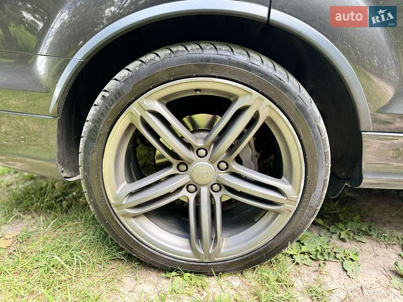 Позашляховик / Кросовер Audi Q7 2012 в Львові