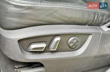 Внедорожник / Кроссовер Audi Q7 2012 в 