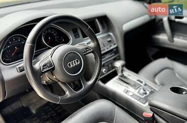 Внедорожник / Кроссовер Audi Q7 2012 в 