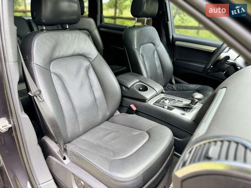 Позашляховик / Кросовер Audi Q7 2012 в Львові