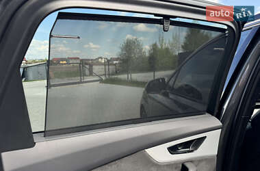 Внедорожник / Кроссовер Audi Q7 2021 в 