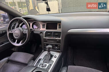 Внедорожник / Кроссовер Audi Q7 2011 в 