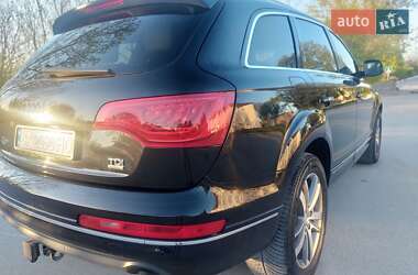 Внедорожник / Кроссовер Audi Q7 2012 в 