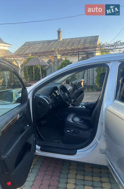 Позашляховик / Кросовер Audi Q7 2011 в 
