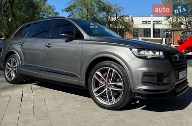 Позашляховик / Кросовер Audi Q7 2016 в Івано-Франківську