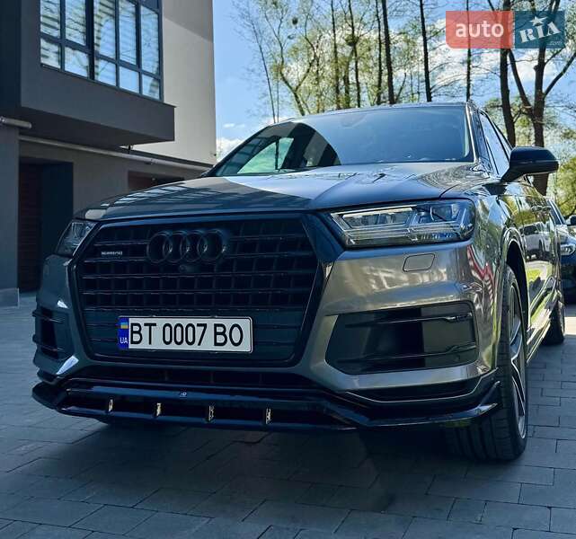 Внедорожник / Кроссовер Audi Q7 2016 в Ивано-Франковске
