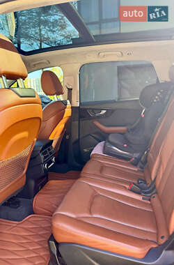 Позашляховик / Кросовер Audi Q7 2016 в Івано-Франківську