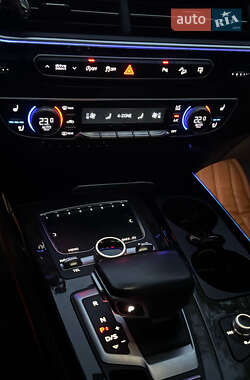 Позашляховик / Кросовер Audi Q7 2016 в Івано-Франківську