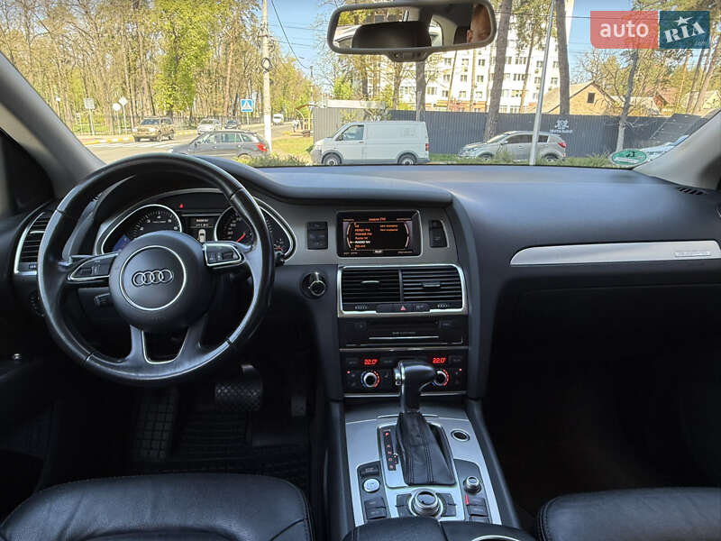 Позашляховик / Кросовер Audi Q7 2014 в Ірпені
