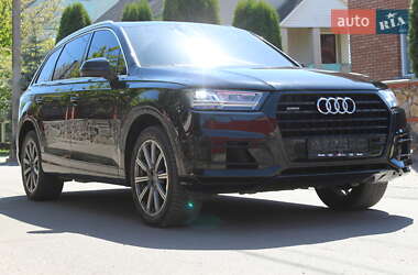 Внедорожник / Кроссовер Audi Q7 2018 в Ровно