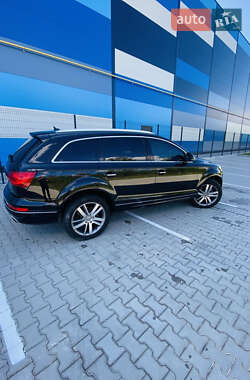 Внедорожник / Кроссовер Audi Q7 2012 в 