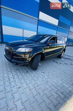 Внедорожник / Кроссовер Audi Q7 2012 в 