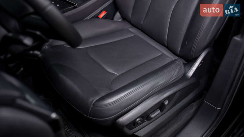 Позашляховик / Кросовер Audi Q7 2015 в Чернівцях