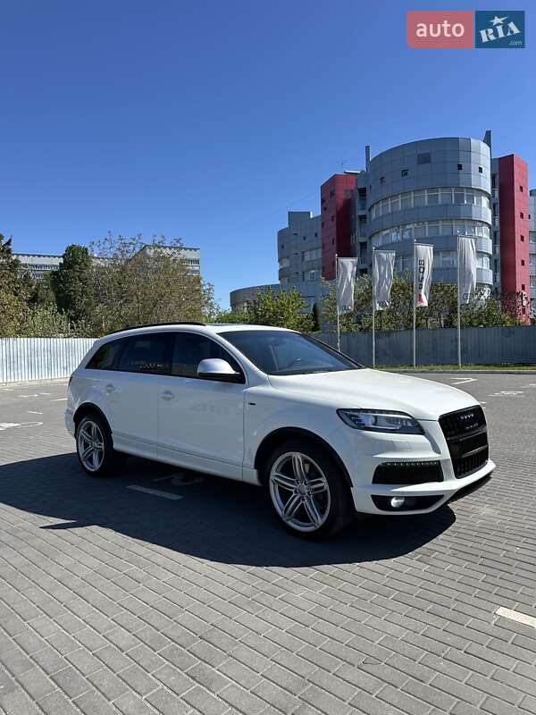 Позашляховик / Кросовер Audi Q7 2012 в Києві фото 6 Позашляховик / Кросовер Audi Q7 2012 в Києві