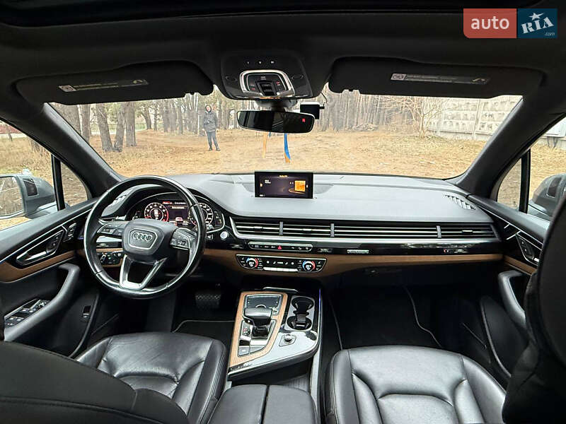 Позашляховик / Кросовер Audi Q7 2016 в Одесі