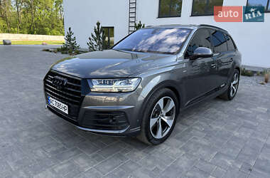 Внедорожник / Кроссовер Audi Q7 2016 в Луцке