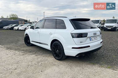 Позашляховик / Кросовер Audi Q7 2017 в 