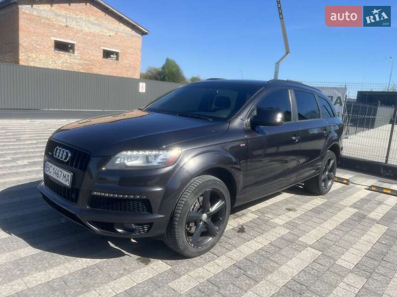 Внедорожник / Кроссовер Audi Q7 2014 в 
