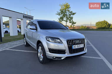 Внедорожник / Кроссовер Audi Q7 2009 в 
